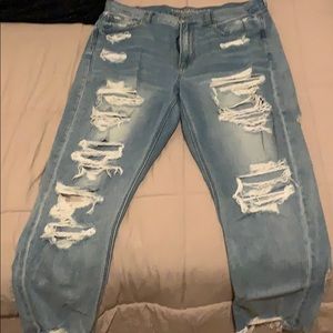 American eagle mom jeans